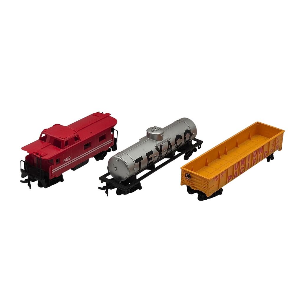 TYCO HO Scale Train Lot Of 3 Caboose, Texaco & Union Pacific Very Good